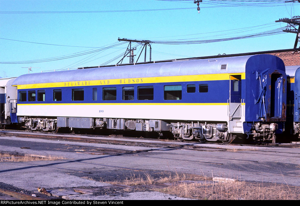 Delaware & Hudson business/observation car #100